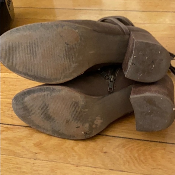 Brown Steve Madden heeled ankle booties size 9 - Picture 6 of 6
